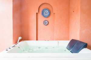 How Much Does a Jacuzzi®  Bath Remodel Cost?