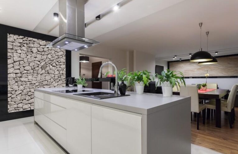 How to choose a range hood for your kitchen