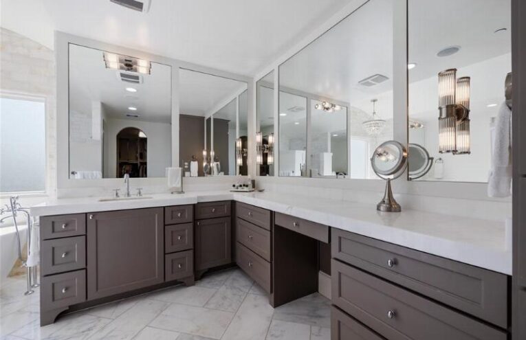 bathroom vanity