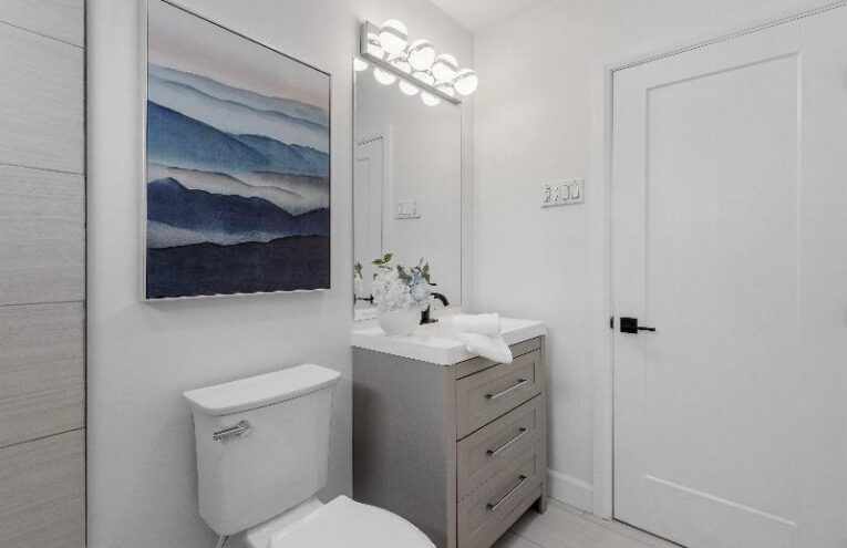 powder room bathroom