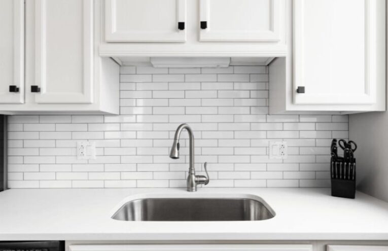 Top 12 Cheap Backsplash Kitchen Ideas